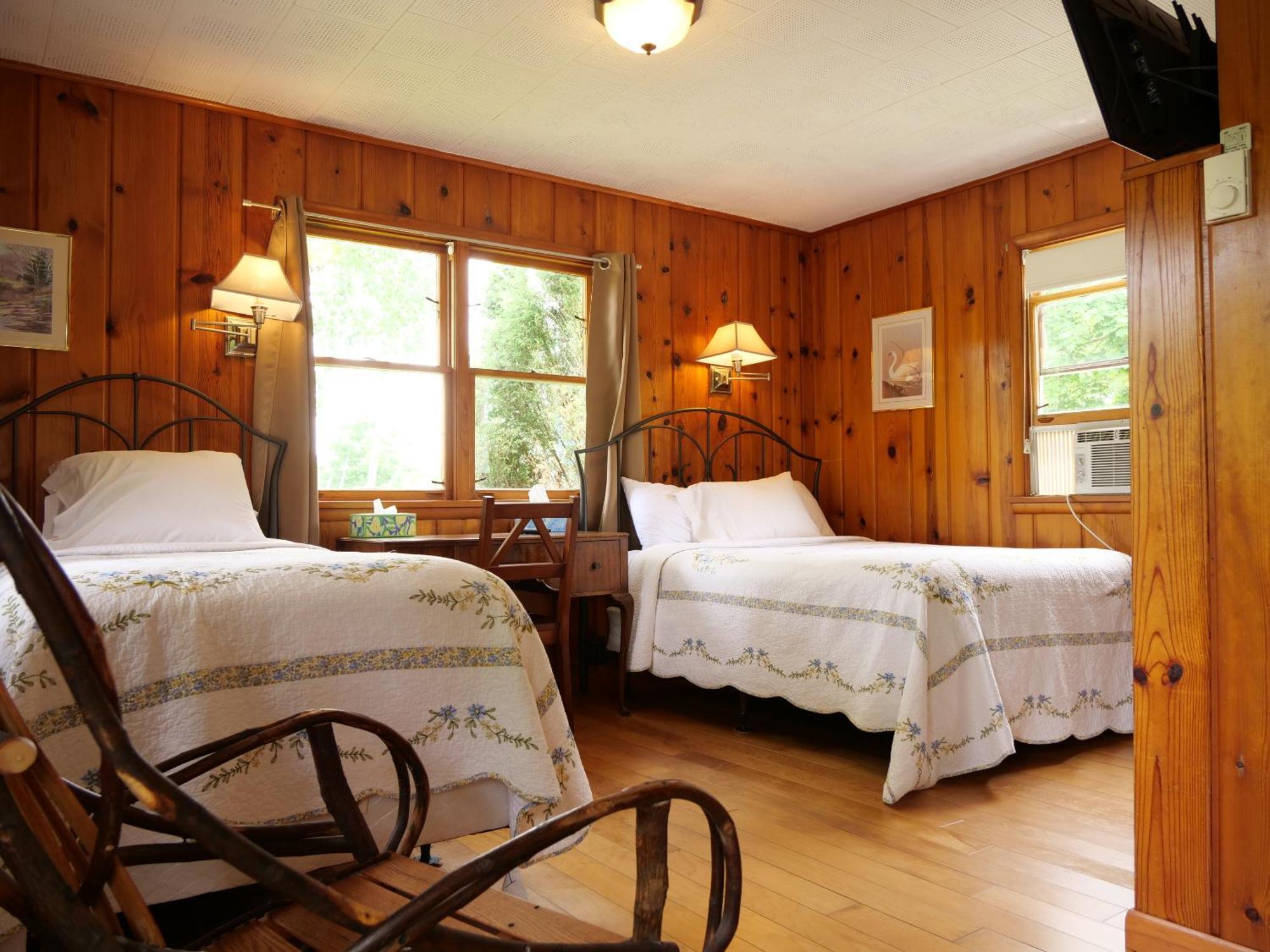 Ludington Blue Spruce Inn Habitación foto